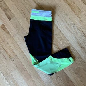 Lululemon Inspire Crop